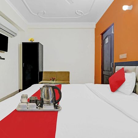 Hotel O J.D Palace Chinhat Eksteriør bilde